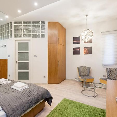 Retro Budapest Dream Suite Near The Danube Екстериор снимка
